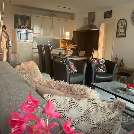 Apartamento Micheline's Plekje Ostend